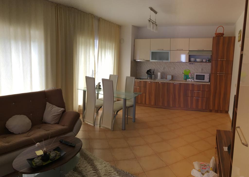 רבדה Apartments Bellevue מראה חיצוני תמונה
